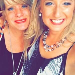 Meet your Posher, Debbie